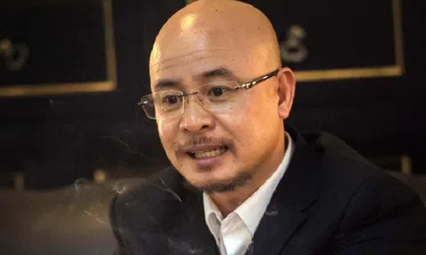 Vay 200 triệu trả suốt 23 năm, Đặng Lê Nguyên Vũ nói về vay trả tiền bạc