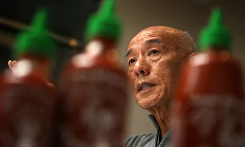'Vua tương ớt' đối đầu với người Thái