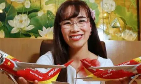 Vietjet hái quả ngọt từ mì tôm và gấu bông, VJC của tỷ phú Nguyễn Thị Phương Thảo tăng vọt