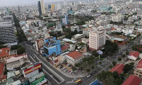 Tiến sĩ Lê Đăng Doanh: 'Hiện đang diễn ra tình trạng 'bất đối xứng thông tin' trong thị trường bất động sản'