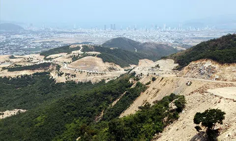 'Băm nát' núi để xây biệt thự ở Khánh Hòa
