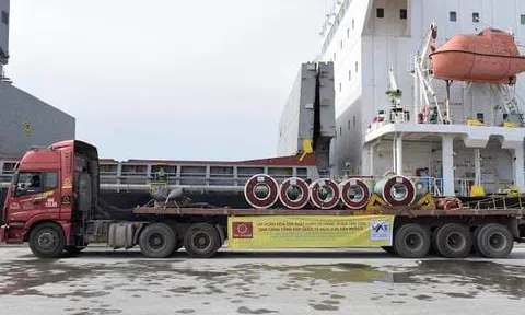 Tập đoàn Hoa Sen xuất khẩu lô hàng 15.000 tấn tôn đến Mexico qua Cảng Tổng hợp Quốc tế Nghi Sơn & Ký kết hợp tác tín dụng giữa Nhà máy Hoa Sen Nghệ An và HDBank Nghệ An