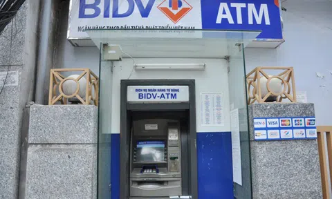 Nhiều khách hàng BIDV bỗng dưng mất tiền trong tài khoản dù thẻ ATM nằm im trong ví, ngân hàng nói gì?