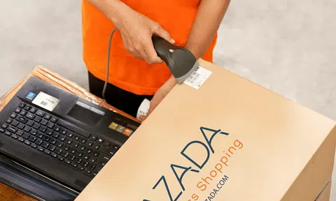 Lazada tiếp tục giảm mạnh lượng truy cập, mất hơn 30%