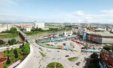 Vì sao hàng loạt “ông lớn” bất động sản rầm rộ vào thành phố Móng Cái?