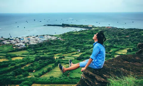 Muốn người khác hạnh phúc, trước tiên bạn phải cảm thấy hạnh phúc: Điều kỳ lạ là nhiều người không dám tháo bỏ "chiếc mặt nạ nhẫn nhục" ra để bắt đầu sống cho mình!