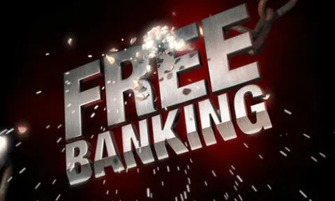 Cuộc chiến 0 đồng phí dịch vụ ngân hàng bắt đầu