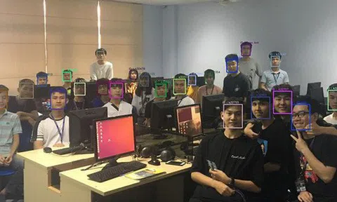 Đại học đầu tiên ở Việt Nam điểm danh bằng nhận diện khuôn mặt, cúp học chỉ còn là giấc mơ!