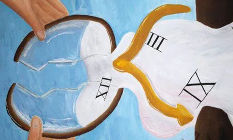 Đến khi tóc bạc lưng còng tôi mới nhận ra, cả cuộc đời có tận 36 triệu phút, tôi lại không có đến một phút dành cho chính bản thân mình