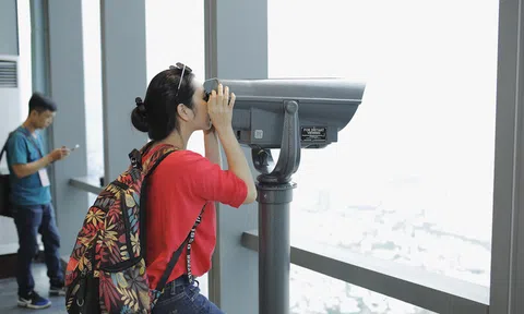 Ngắm toàn cảnh TP HCM từ đài quan sát Landmark 81 SkyView