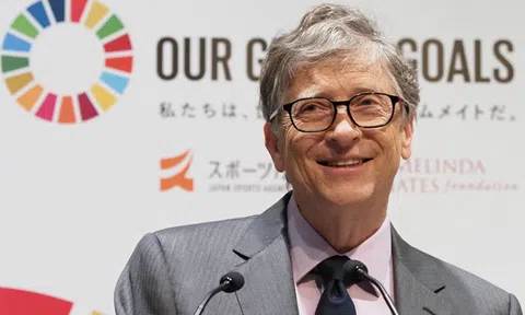 Trong 100 phút, Bill Gates kiếm tiền bằng người khác cật lực cả đời