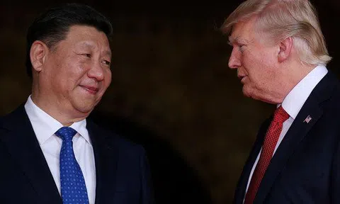 Donald Trump thẳng tay, Trung Quốc cứng giọng: Thế giới căng thẳng, lo ngại