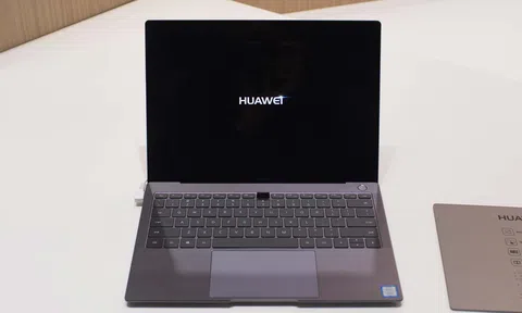 Qualcomm, Intel và Broadcom cũng ngừng cung cấp chip cho Huawei