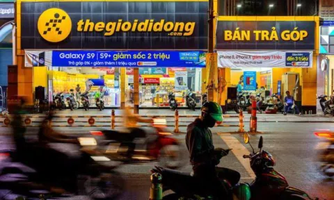 Thế giới Di động buôn xoong nồi, Vietjet bán mỳ tôm thu tiền tỷ