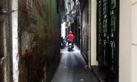 U40 một lần nông nổi: Mua nhà ngõ sâu, bán chẳng được ở cực thân