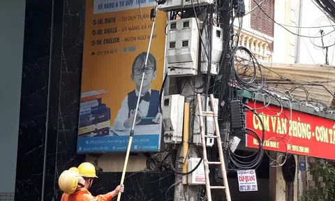 Nóng bỏng giá điện: EVN sớm chấm dứt độc quyền bán lẻ