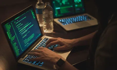 4 sinh viên bị bắt vì tấn công hệ thống của 4 công ty trung gian thanh toán