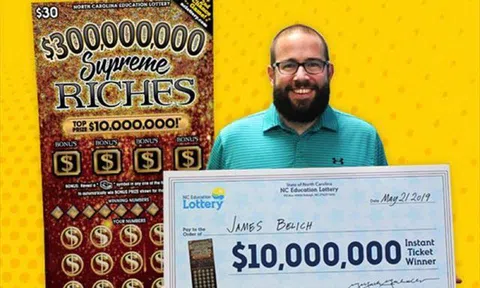 Tiện tay mua vé số vào giờ nghỉ trưa, trúng ngay độc đắc 233 tỷ