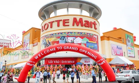 Tranh nhau miếng bánh bán lẻ Việt Nam, đại gia ngoại nhận kết cục trái ngược: Auchan rút lui, Parkson "ngắc ngoải", Big C và Metro bán mình, còn lại Lotte Mart và Aeon vẫn kiên trì mở rộng