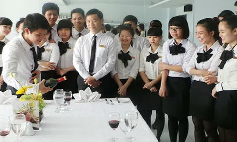 Mức lương trong ngành dịch vụ nhà hàng – khách sạn cao nhất tới 120 triệu đồng/tháng