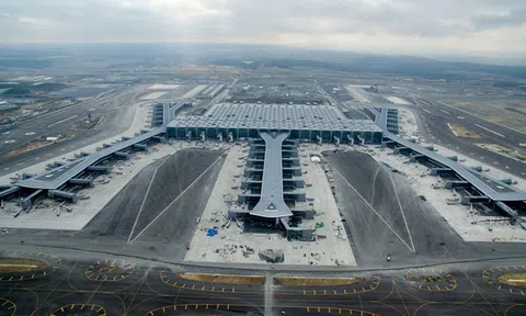 Bên trong sân bay lớn nhất thế giới, trị giá 12 tỷ USD