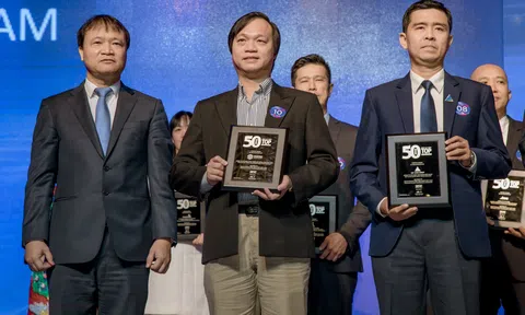 Công ty Phát Đạt nhận giải thưởng Top 50 công ty kinh doanh hiệu quả nhất Việt Nam năm 2018.