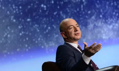 2 từ đơn giản nhưng cực thâm thúy chứa đựng phương châm thành công của Jeff Bezos: Quen thuộc với người Việt nhưng không phải ai cũng đủ kiên nhẫn để làm được
