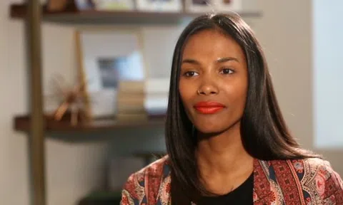 Gọi vốn thất bại hơn 200 lần, cô gái gặp may khi tranh thủ giới thiệu sản phẩm trong thang máy