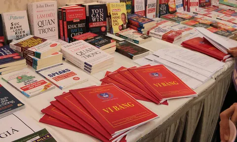 NXB First News tố Lazada, Sendo và Shopee tiếp tay kinh doanh tiêu thụ sách giả, tung bằng chứng "không thể chối cãi, chứng minh rất nhiều bạn đọc đã bị lừa"