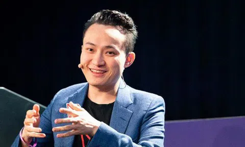 Danh tính người trả 4,5 triệu USD cho bữa trưa với Warren Buffett: Doanh nhân 29 tuổi người Trung Quốc, nhà sáng lập 1 trong 10 đồng tiền số lớn nhất thế giới