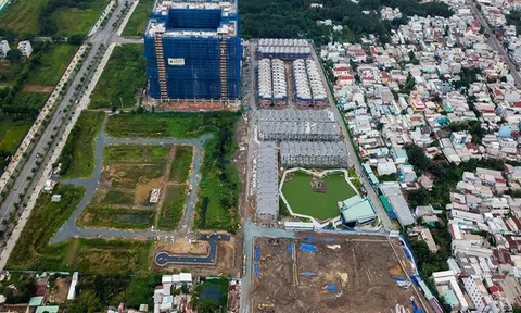 Chủ đầu tư 110 biệt thự xây 'chui' ở quận 7 là ai?