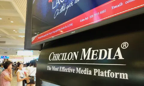 Những 'ông vua' quảng cáo cưỡng bức trong thang máy