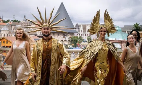 Choáng ngợp với ba xứ sở độc đáo nhất trong Vũ hội Ánh Dương trên đỉnh Bà Nà