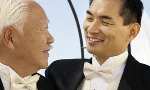 Bức thư người cha giám đốc gửi con trai trước ngày cưới: Vợ không phải người thân, dù các con kết hôn bao nhiêu năm đi chăng nữa