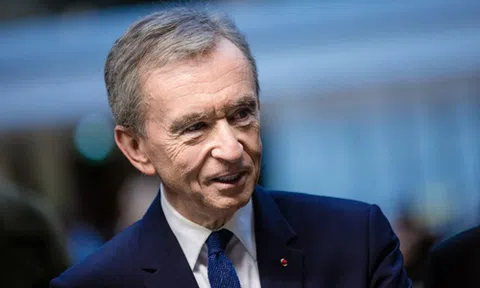 Ông chủ Louis Vuitton vượt Bill Gates thành người giàu thứ nhì thế giới