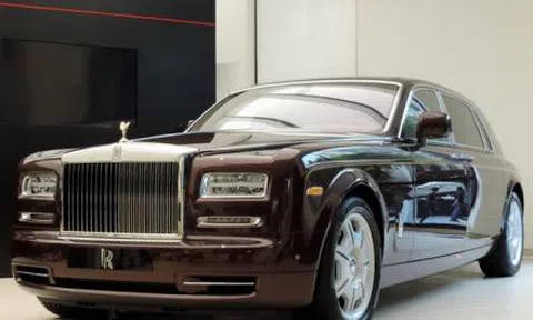 Có gì đặc biệt ở Rolls-Royce Phantom Oriental Sun độc nhất thế giới của 'đại gia điếu cày'?
