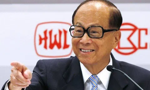 Lý Gia Thành khẳng định: "Người dám cho bạn vay tiền sẽ là quý nhân", còn người dám trả tiền vay bạn chính là quý nhân của quý nhân, cần trân trọng cả đời