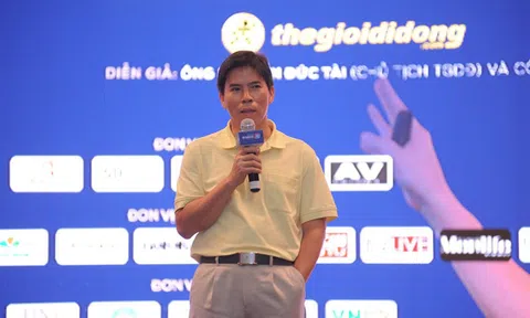 Nhân viên TGDĐ bán được doanh số khủng sẽ bị nhắc nhở và lý giải của ông Nguyễn Đức Tài: Văn hóa của bạn là vì khách hàng hay vì "ngửi thấy mùi tiền" của khách hàng?