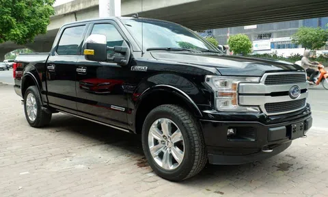 Bất ngờ hàng loạt ông chủ được biếu tặng ô tô tiền tỷ