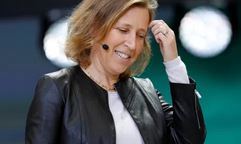 Cách nữ CEO Youtube dạy con: "Hãy tịch thu điện thoại của chúng nếu cần"