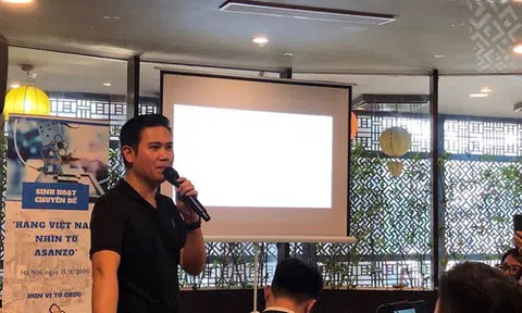 Ông Phạm Văn Tam bật khóc: 'Asanzo nuôi 2000 công nhân không phải để bóc tem'