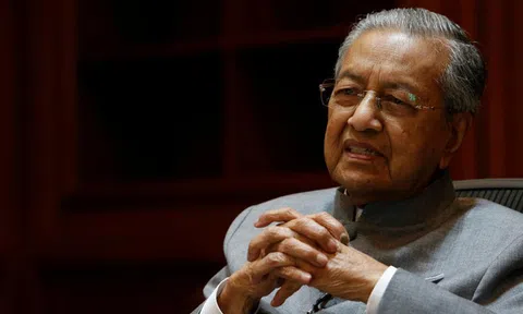 Chân dung Thủ tướng lớn tuổi nhất thế giới: Cha đẻ của hiện đại hoá Malaysia, tái đắc cử ở tuổi 92