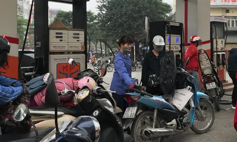 Mẹo đổ xăng vừa tiết kiệm vừa tránh gian lận cực chuẩn