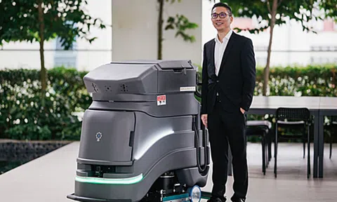 Bị bạn gái "đá" vì nghèo, người đàn ông từ công nhân vệ sinh vươn lên thành CEO công ty hơn 3.000 nhân viên