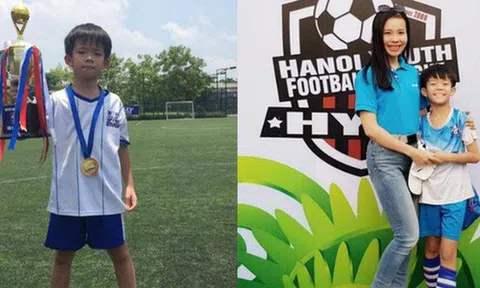 Bé trai bị bỏ quên trên xe bus trường và 9 tiếng lang thang tìm đường về nhà