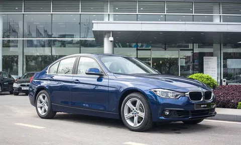 Dọn kho, BMW 320i giảm giá ‘kịch khung’ 275 triệu đồng: Ngang giá Mercedes-Benz C-Class hàng lướt