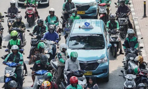 Grab, Go-Jek lo sợ hiệu ứng domino từ luật Uber tại Mỹ