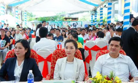 Chân dung con gái kín tiếng của nữ đại gia Quốc Cường Gia Lai