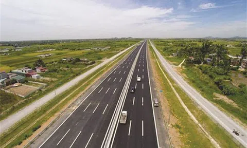 Dự án cao tốc Bắc - Nam cũng phải tuân thủ Nghị quyết 50 của Bộ Chính trị