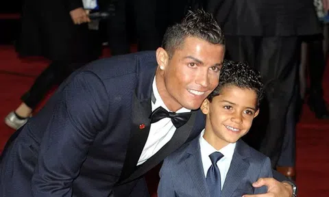 Ông bố Ronaldo nổi tiếng đào hoa, sát gái nhưng dạy con lại vô cùng chỉn chu và đáng ngưỡng mộ